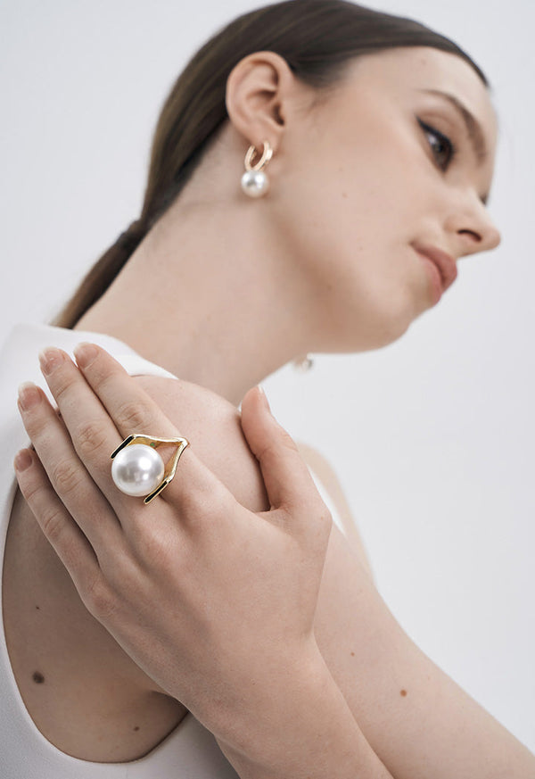 Choice Pearl Gold Tone Solid Ring White-Gold