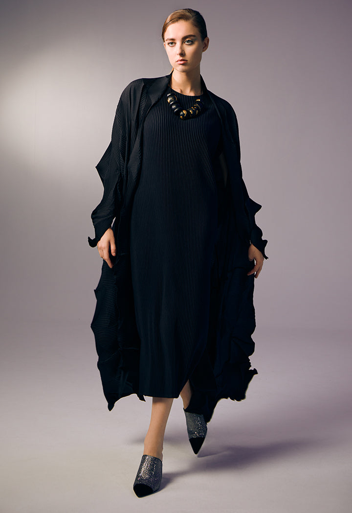 Choice Solid Pleated Maxi Jacket Black