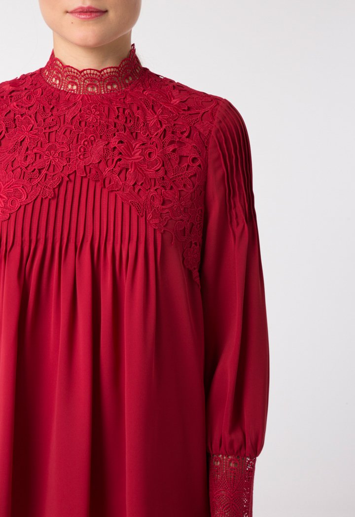 Choice Floral Lace Embroidered Blouse Red