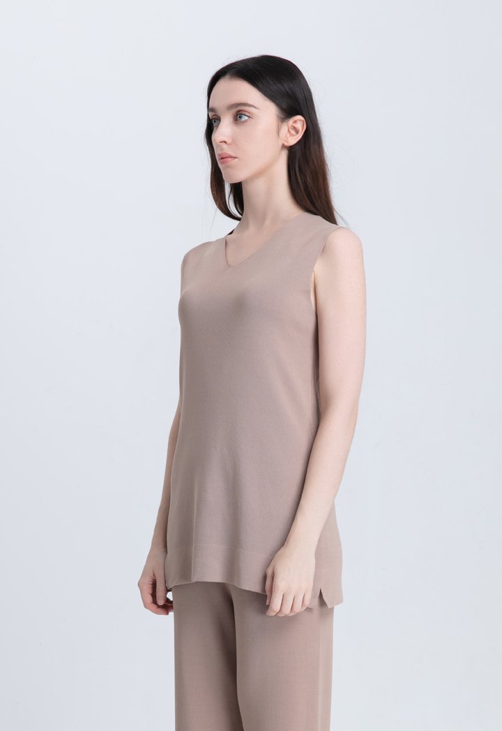 Choice Solid Color Knit Ribbed Sleeveless Blouse Taupe